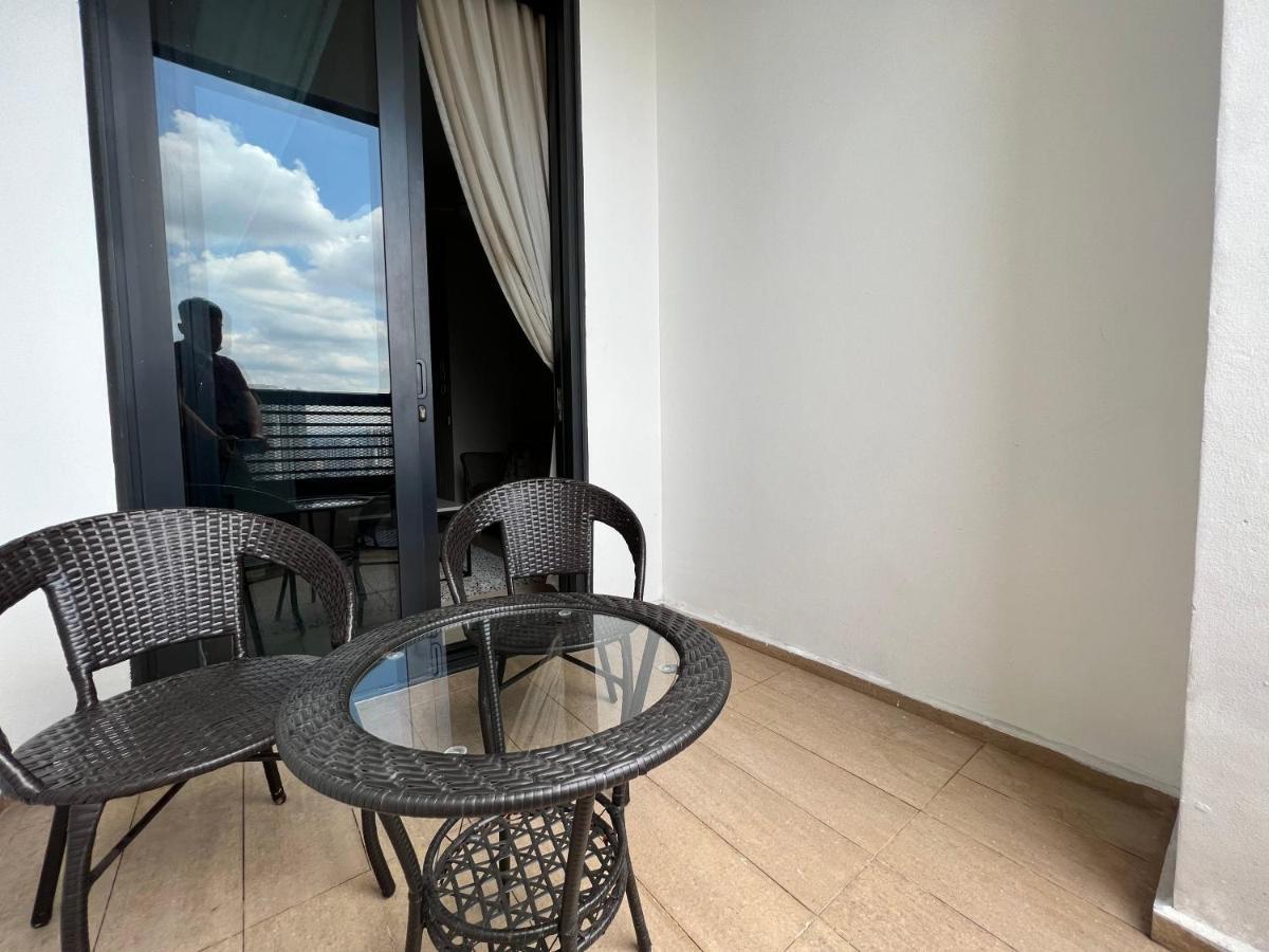 Arcoris, Mont Kiara By Mk Home كوالالمبور المظهر الخارجي الصورة