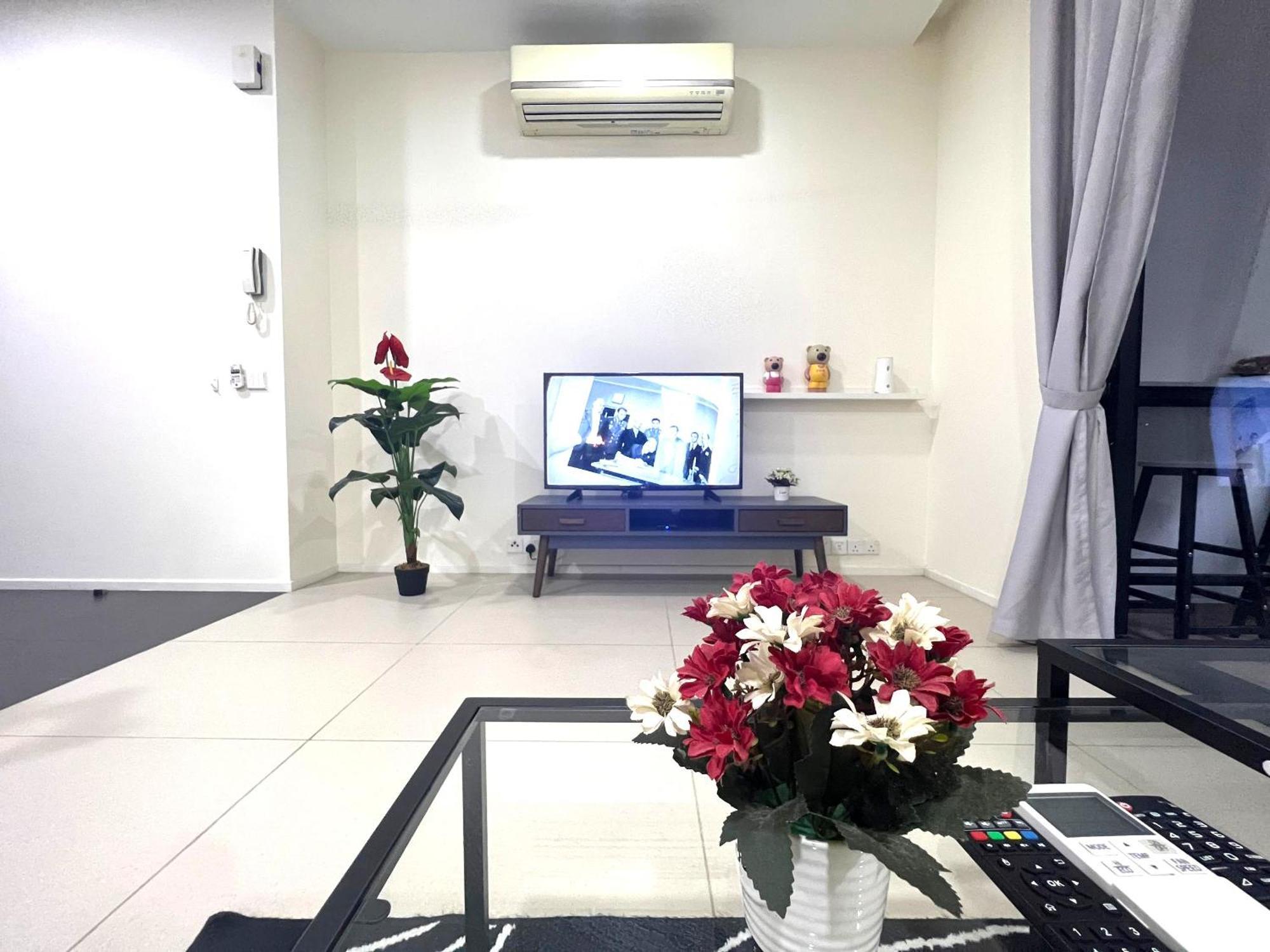 Arcoris, Mont Kiara By Mk Home كوالالمبور المظهر الخارجي الصورة